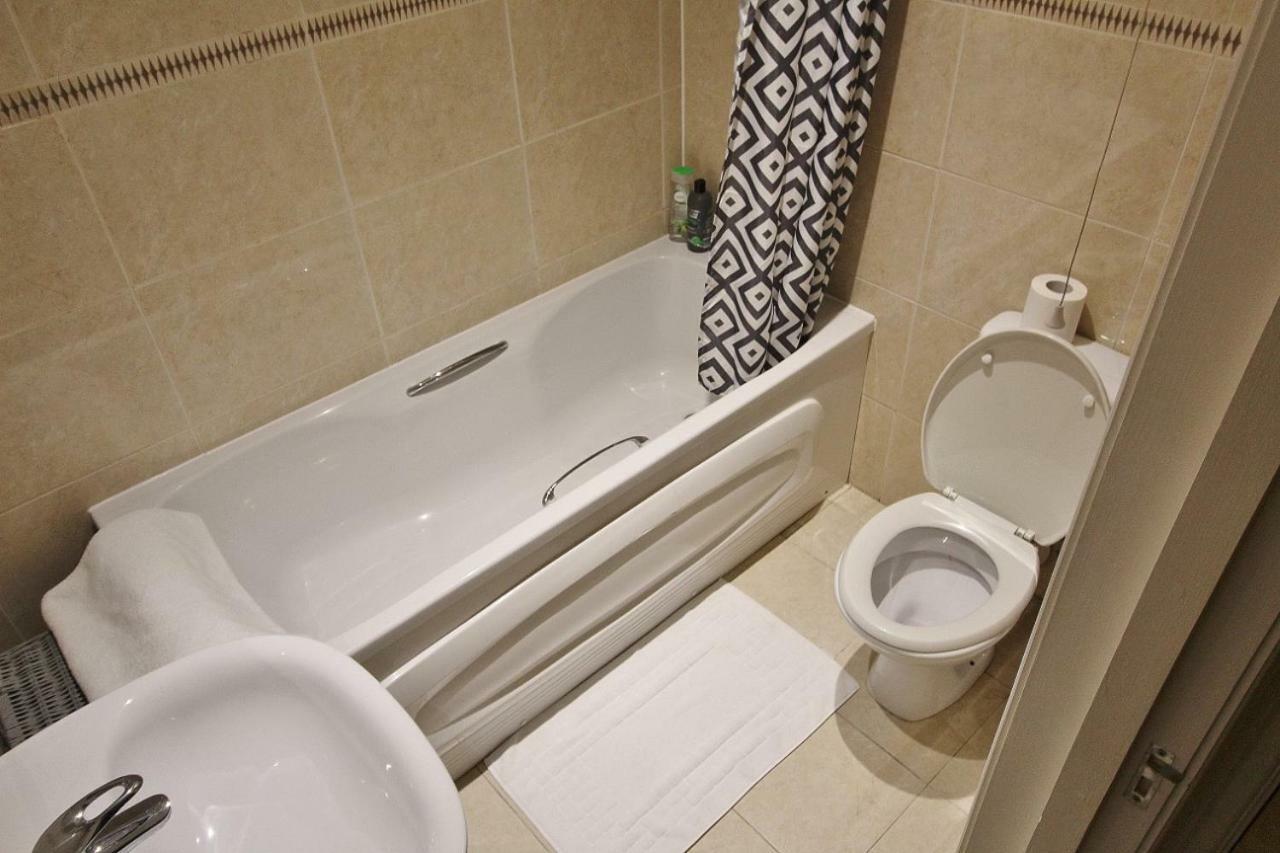 94A Flat 1Gladstone Road East Apartment Bournemouth Bagian luar foto