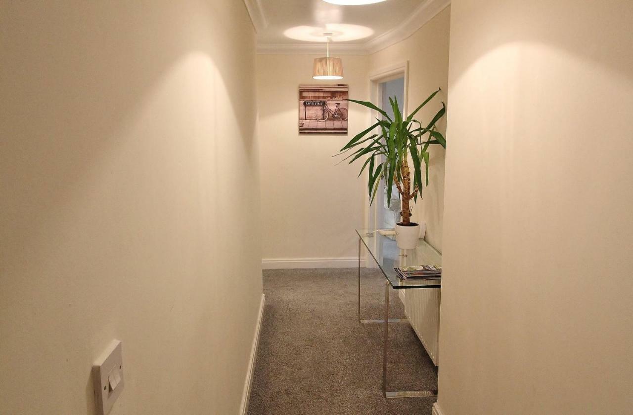 94A Flat 1Gladstone Road East Apartment Bournemouth Bagian luar foto